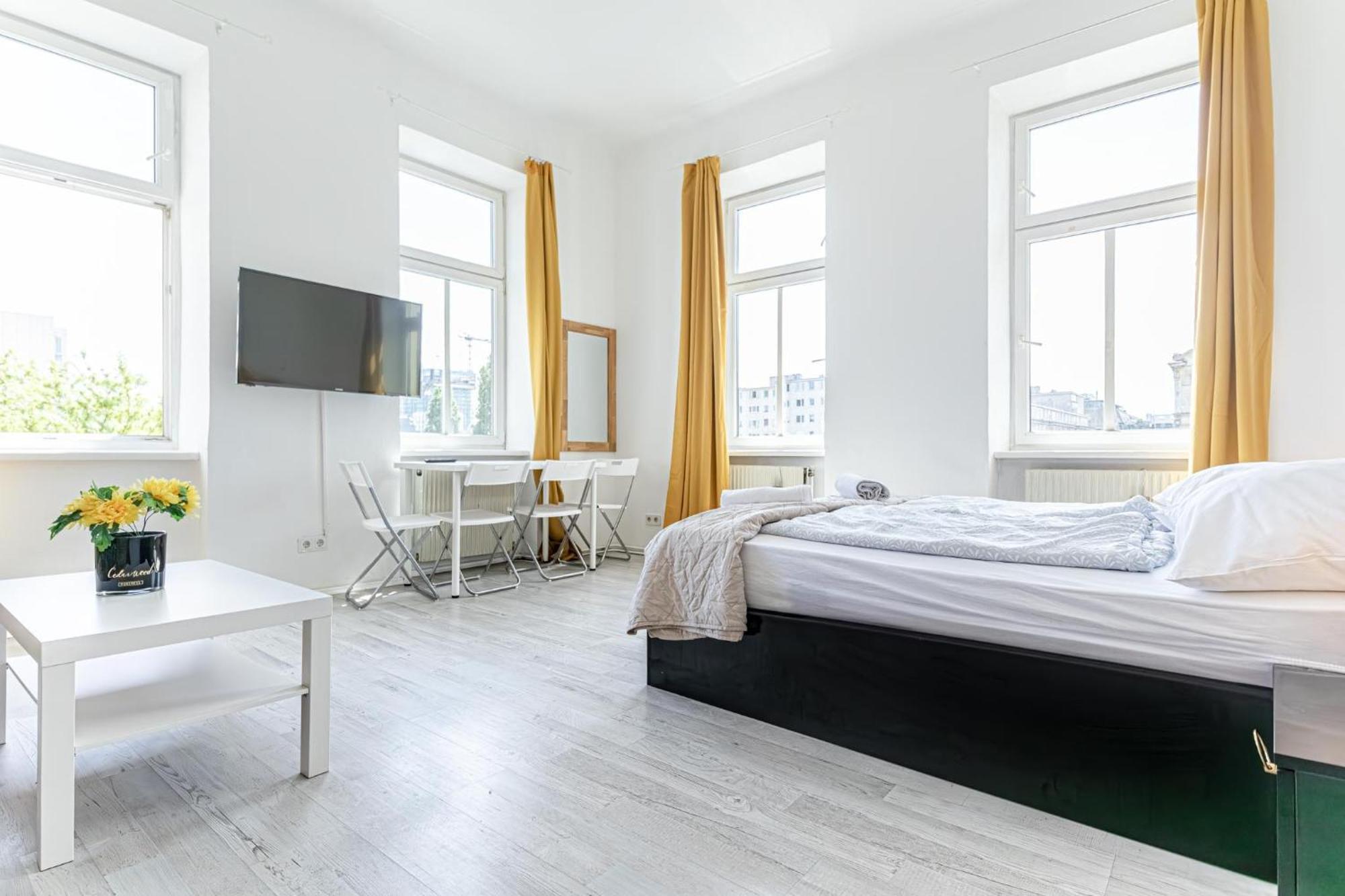 Comfy 3Br Shared Apartment - U6 Subway, Danube & Millenium City Viyana Dış mekan fotoğraf