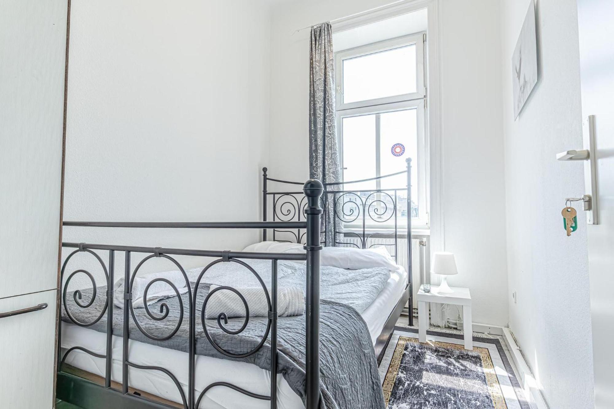 Comfy 3Br Shared Apartment - U6 Subway, Danube & Millenium City Viyana Dış mekan fotoğraf