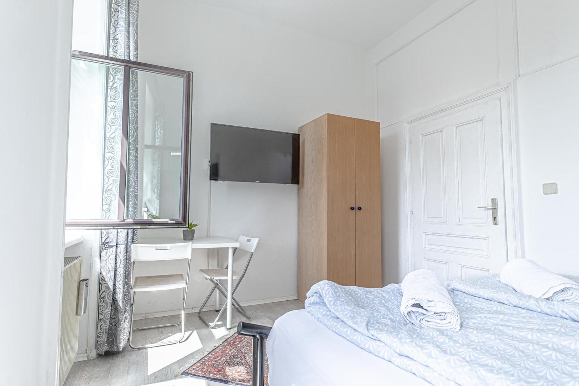 Comfy 3Br Shared Apartment - U6 Subway, Danube & Millenium City Viyana Dış mekan fotoğraf